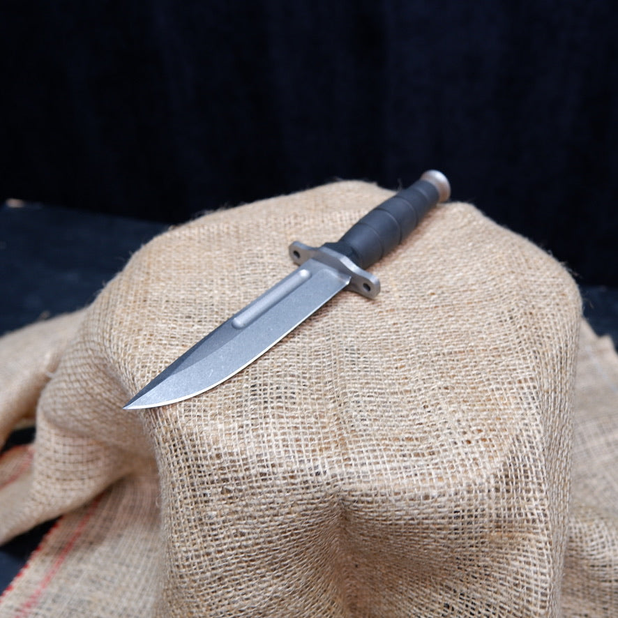 Handmade Artisan Knife | Traditional Metalwork | Collectible Craftsmanship