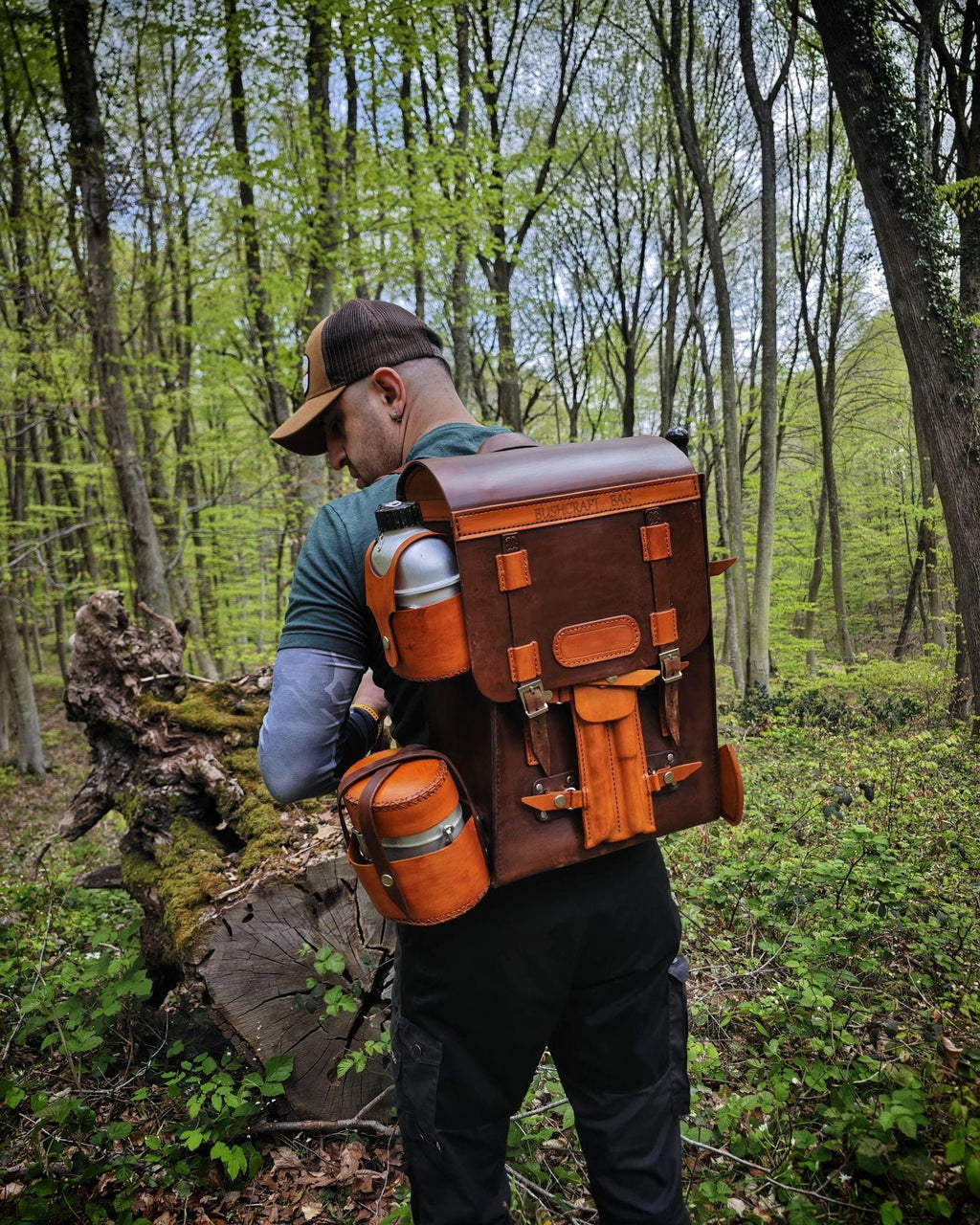 Full Grain Leather Bushcraft Pack – Survival Set with Forged Axe, Swedish Camp Stove, Cooking Pan, Water Canteen &amp; Bow Saw
