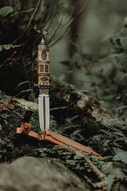 Blacksmith handmade carbon steel bowie style knife with genuie leather sheath