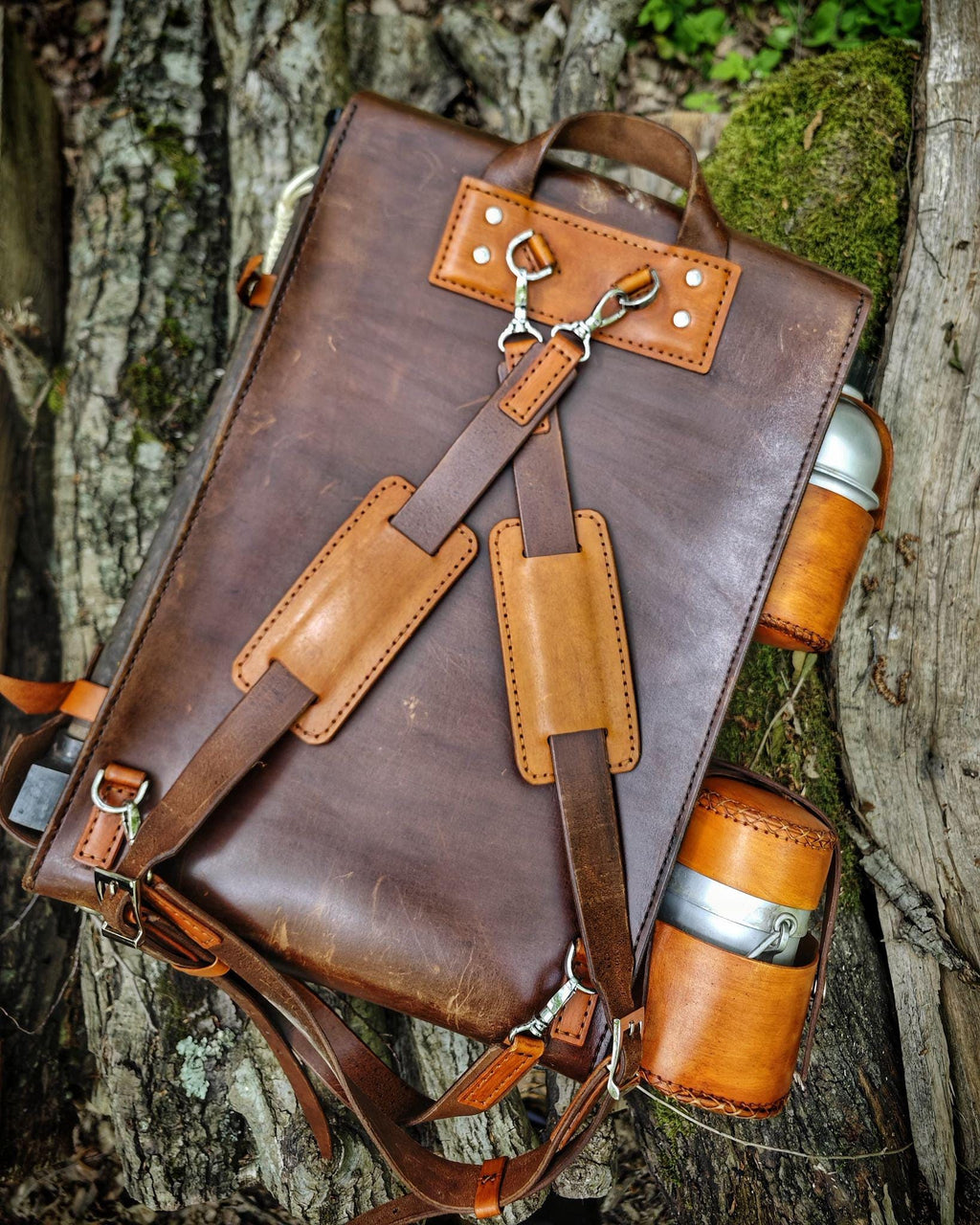 Full Grain Leather Bushcraft Pack – Survival Set with Forged Axe, Swedish Camp Stove, Cooking Pan, Water Canteen &amp; Bow Saw