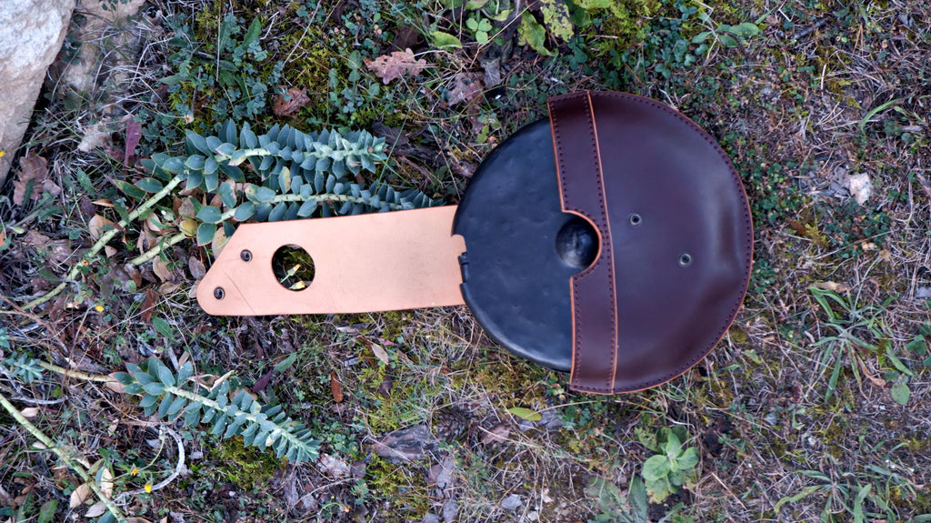Bushcraft primitive hand forge camp pan with genuie leather bag