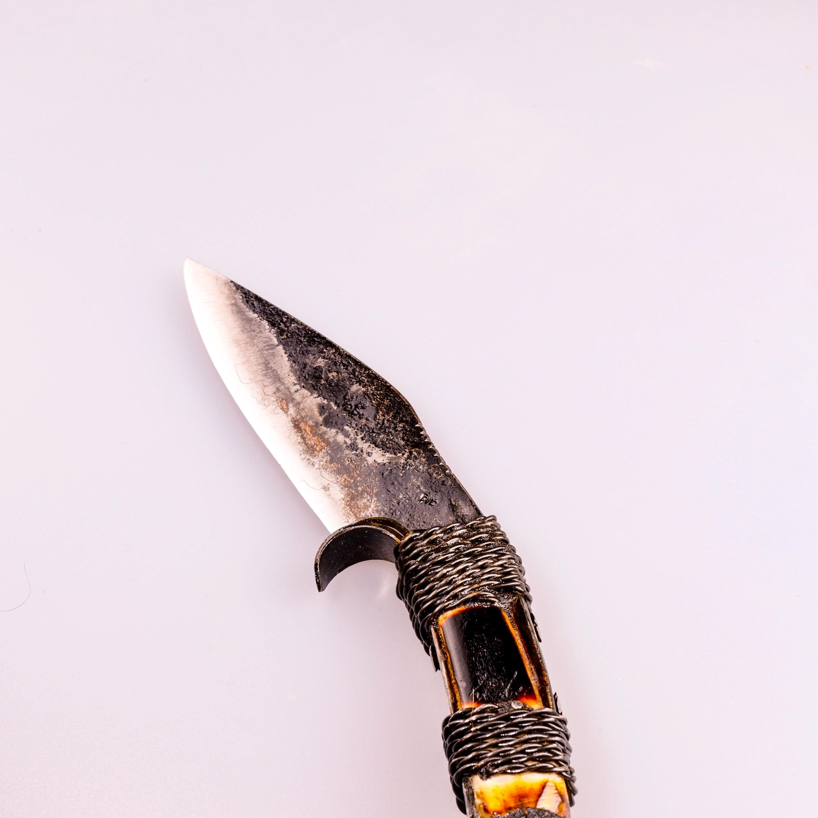 Handmade blacksmith uniquie style custom carbon steel hunter bushcraft knife with leather sheath
